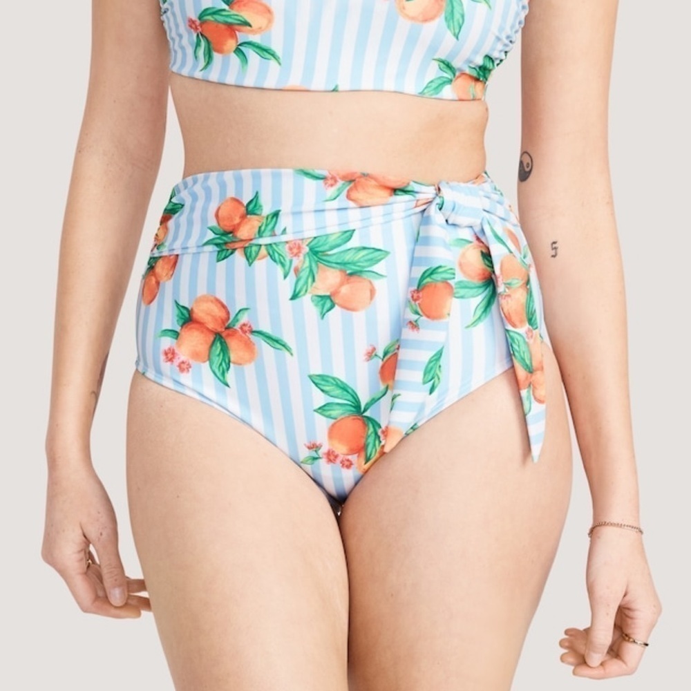 NWT! Peaches & Stripes High-Waisted Tie-Waist Bikini Swim Bottoms - Multiple 🌻